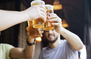 Consumo de alcohol y Alzheimer: ¿qué se está investigando?