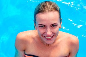 Cómo proteger tus ojos del cloro de las piscinas