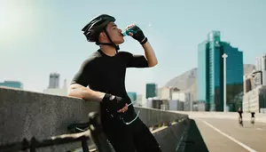 S&iacute;ntomas y causas de la deshidrataci&oacute;n al hacer deporte: consejos para hidratarse y reponer l&iacute;quidos