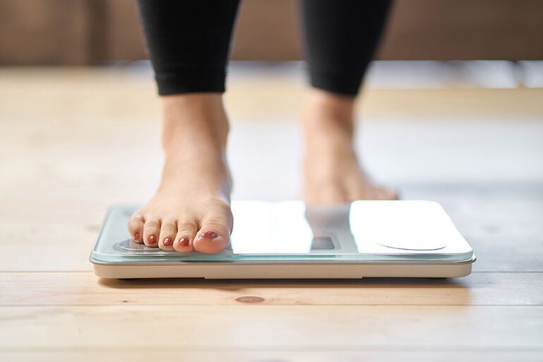 ¿Qué riesgos tiene una dieta para bajar peso rápido? Evita errores comunes y cuida tu salud