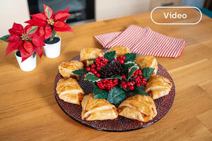 Corona de hojaldre con puerros y langostinos: receta navide&ntilde;a f&aacute;cil y deliciosa