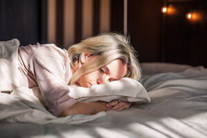 Cómo afecta la menopausia al sueño y qué hacer para evitar el insomnio