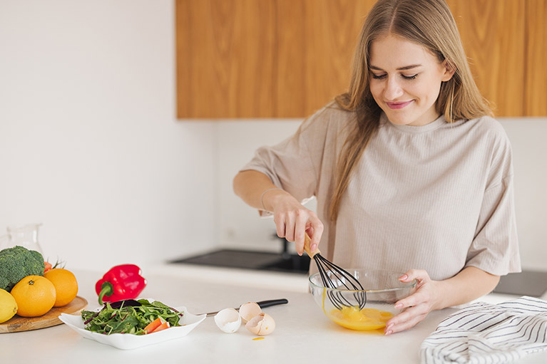 12 ideas originales de cenas altas en proteínas y bajas en carbohidratos para cuidarte sin pasar hambre