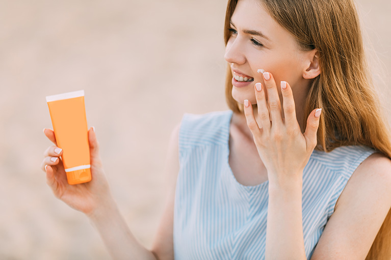 Los 12 protectores solares faciales SPF 50+ más buscados